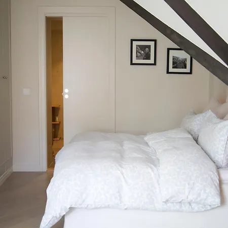 Cozy 3-room In The Embassy District Appartement *