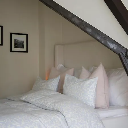 Cozy 3-room In The Embassy District *