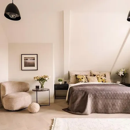 Appartement Cozy 3-room In The Embassy District