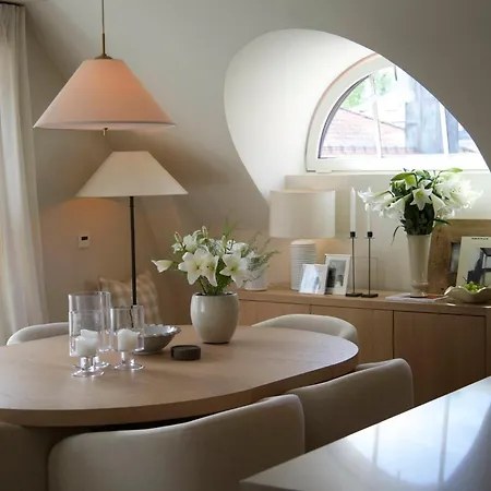 Cozy 3-room In The Embassy District Appartement
